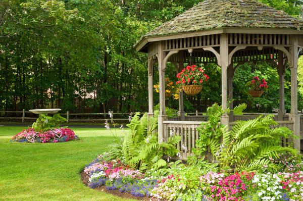 Backyard Landscaping Service in Ogden